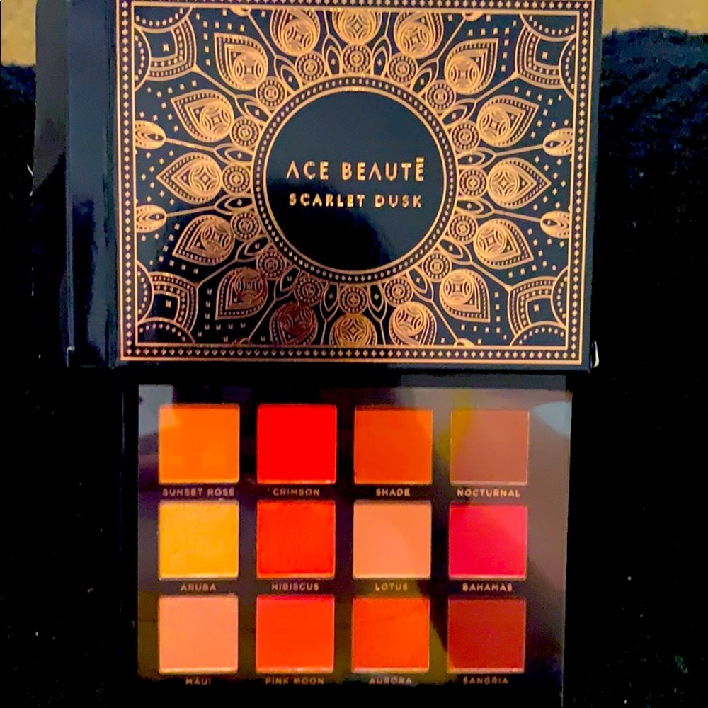 SCARLET DUSK PALETTE